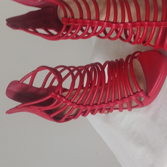 Shoes - Picture 6 of 6